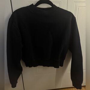 Black Cropped Sweatshirt
